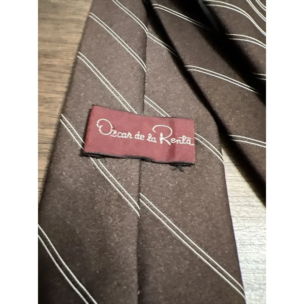 Vintage Oscar De La Renta Tie‎ Silk Blend Brown Stripes Mens Made In USA